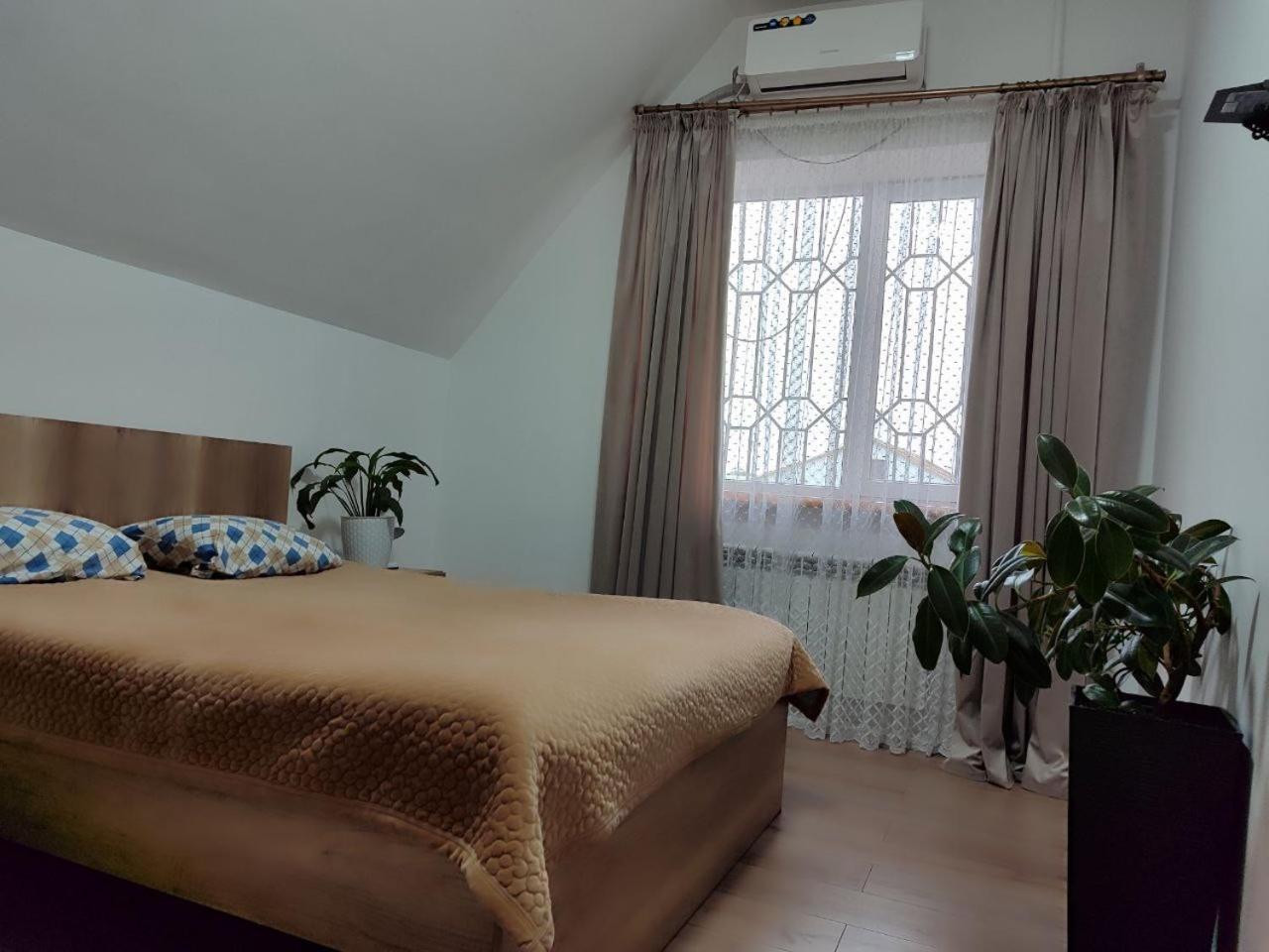 Amanat Guest House Bischkek Exterior foto